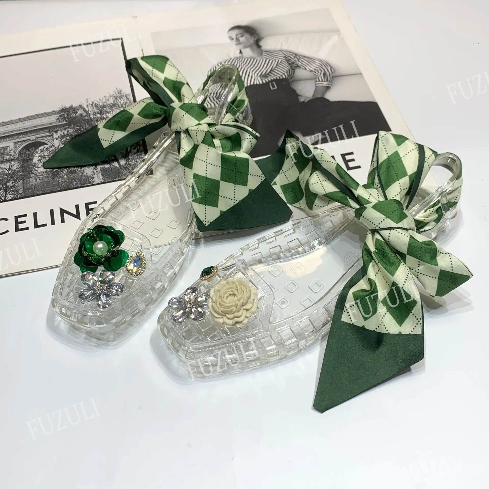 Size35-40 Transpar Jelly Women Shoes Ribbon Flower Rhinestone Accessories Square Toe Flat Crystal Shoes Holiday Beach Sandals