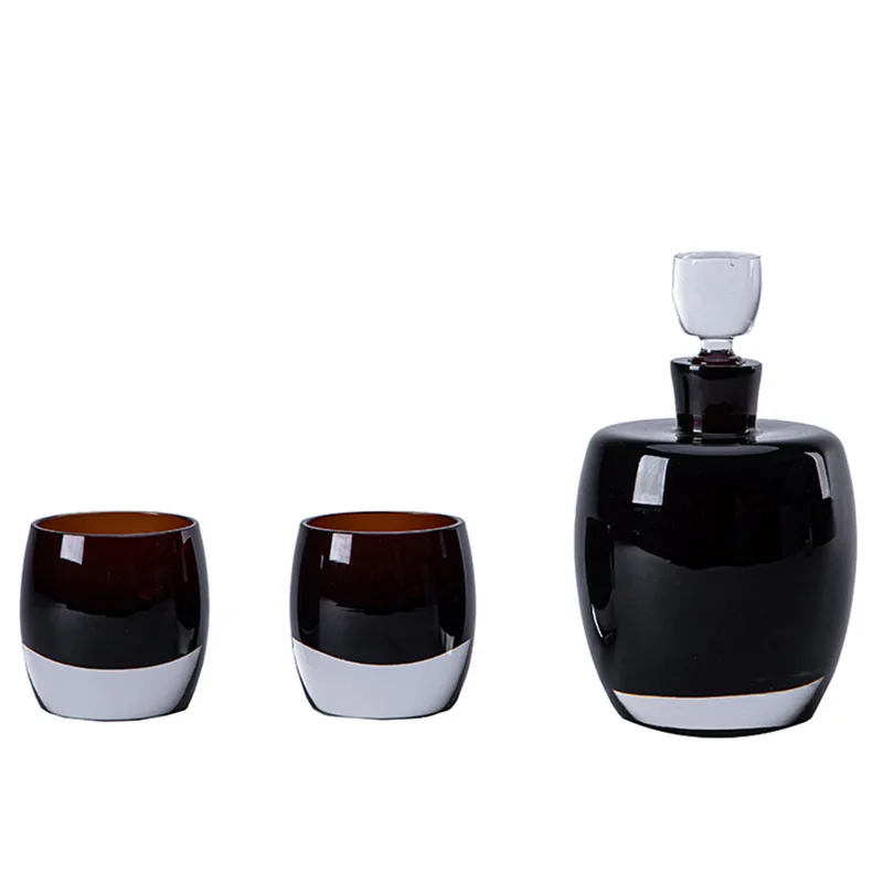 

Italian light luxury crystal glass wine set, decanter ornament, restaurant bar wine cabinet decoration, super thick wine bottle