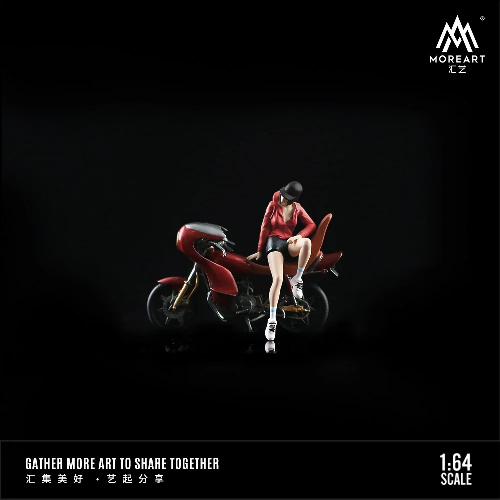 Mais arte 1:64 vermelho folheado legal na moda feminino motocicleta boneca conjunto modelo para exibição & coleção & presente