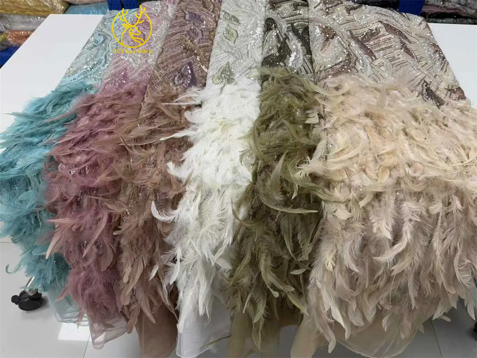 Luxuriöser 3D-Spitzenstoff mit Federperlen, 2026, hochwertiger afrikanischer nigerianischer Pailletten-Spitzenstoff, Kleid, Nähen, Premium-kundenspezifischer Stoff