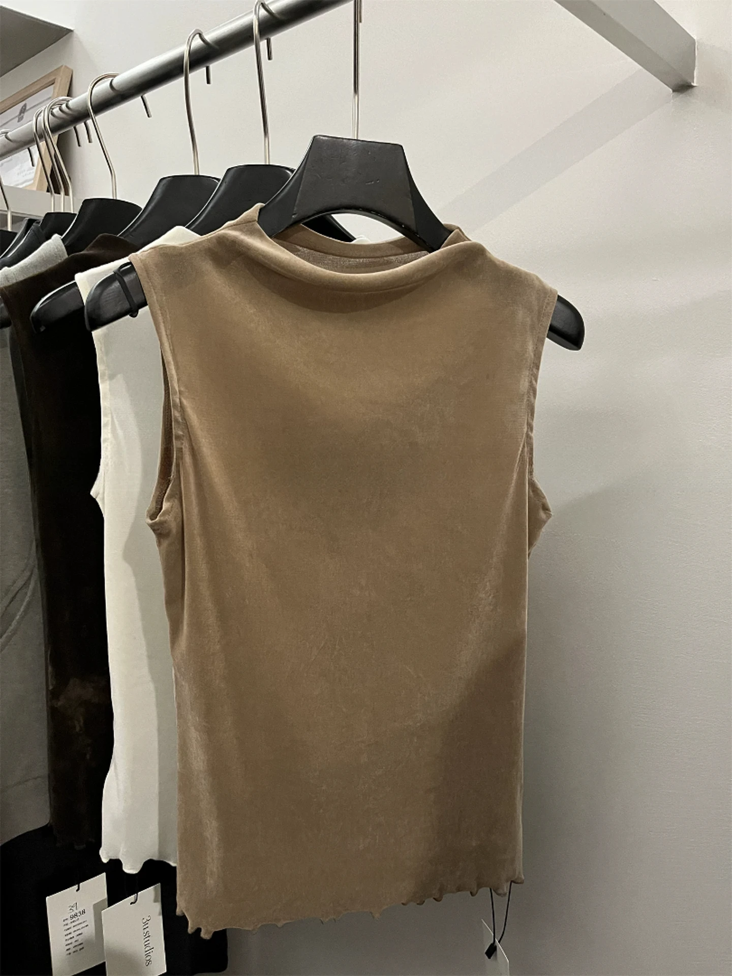 Elegant High Collar Sleeveless Vest Women's Base Layer Top Simple Skin-friendly Early Autumn Fashion Commute Style Polyester ...