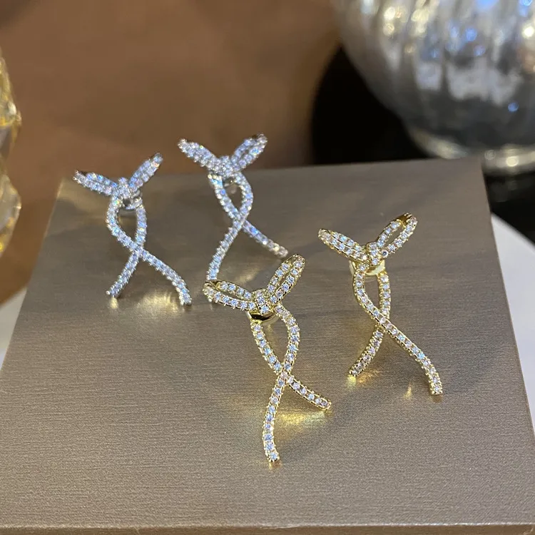 2024 New arrival Fashionable high qualityins hot sale French Style Small Audience Premium Luxury Earrings.
