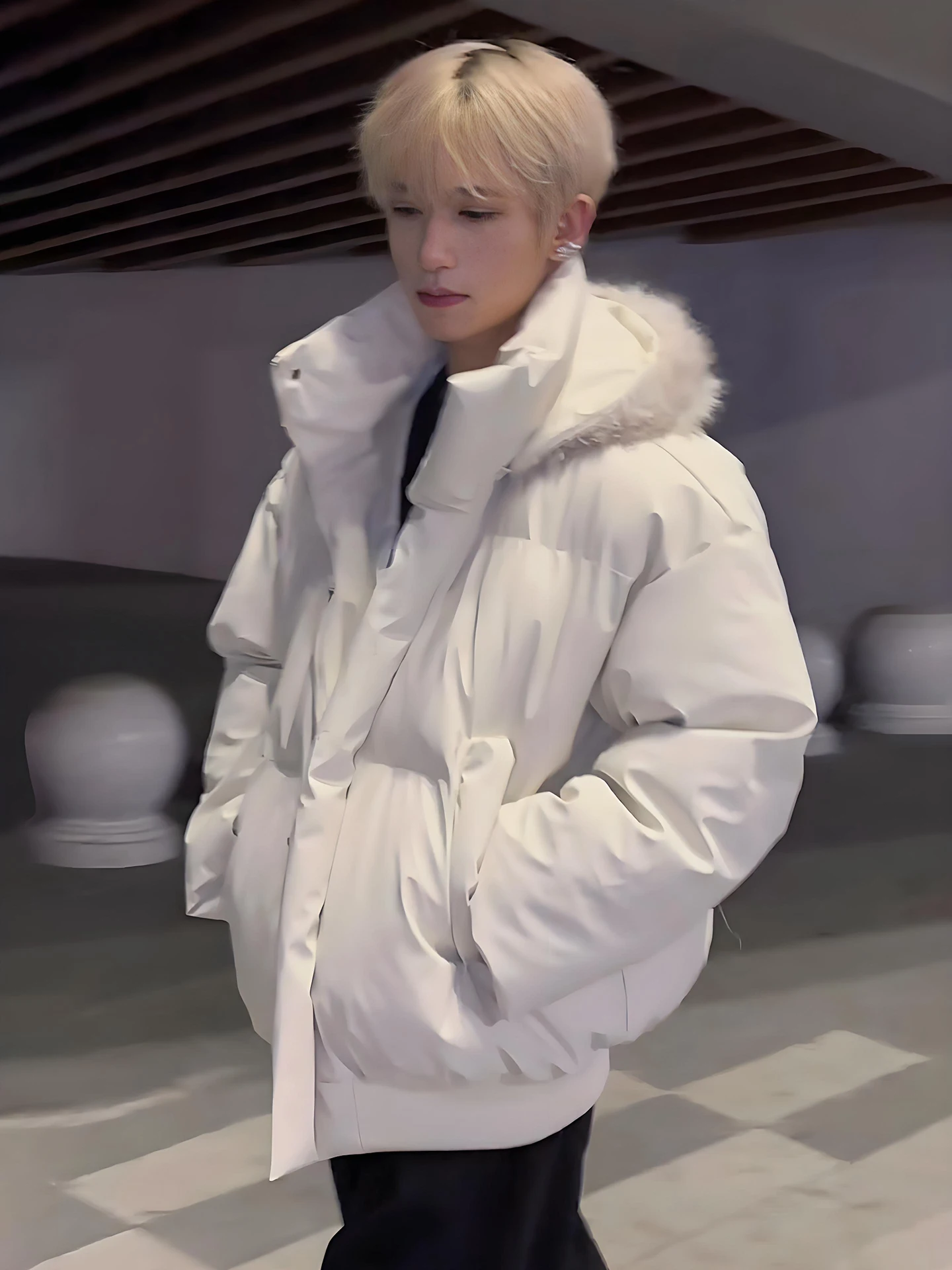 

Мужская зимняя куртка из искусственной кожи с отстегивающимся капюшоном, утепленная пухом и хлопком, высококачественная, в американском стиле, ветрозащитная верхняя одежда