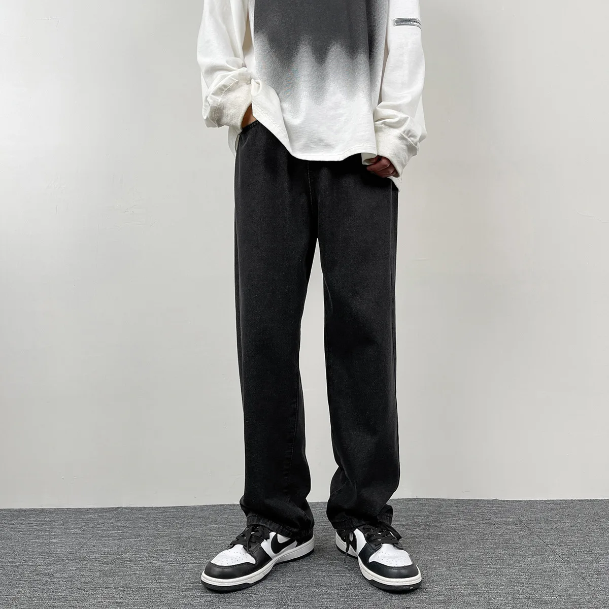 2025 Nuovi jeans casual da uomo |   Stile coreano euro americano |   Pantaloni in denim a gamba larga e dritta |   Design alla moda in tinta unita