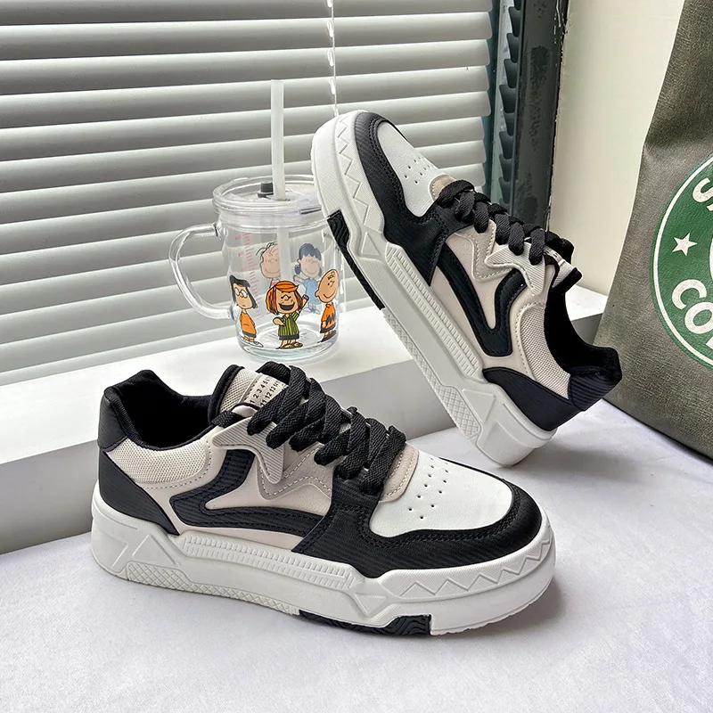 

Маленькие белые туфли, женская новая весенне-осенняя спортивная обувь для отдыха для девочек на толстой подошве, низкие туфли 2024 г.