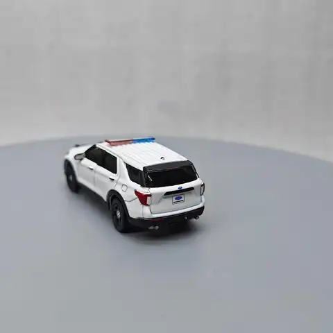 6 best sales Ford Explorer modellskala - №5