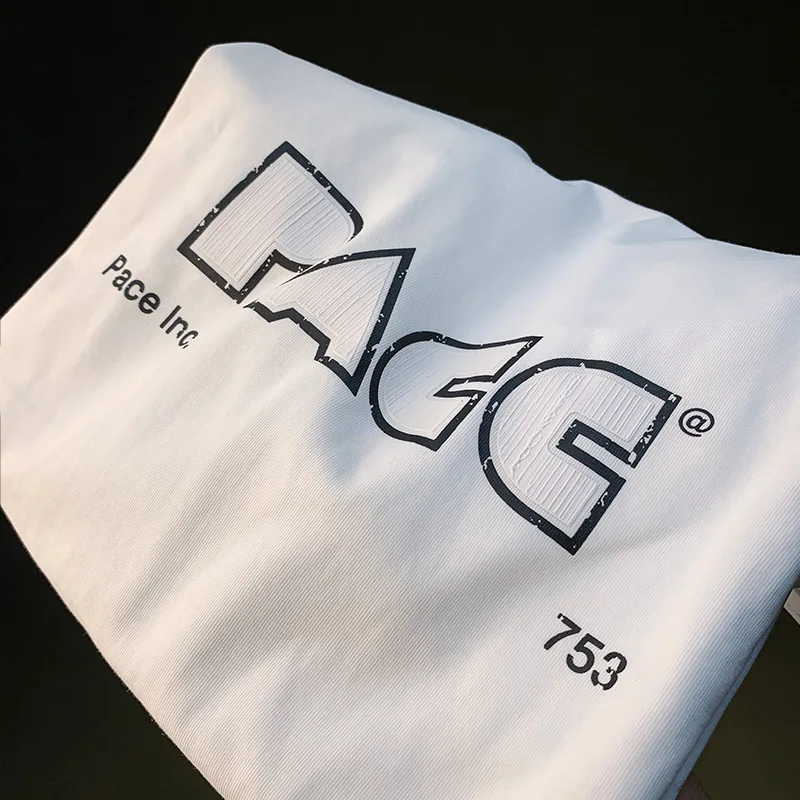 T-shirt męski z krótkim rękawem, modny i wszechstronny, modny styl uliczny, letni nowy styl, luźna odzież codzienna