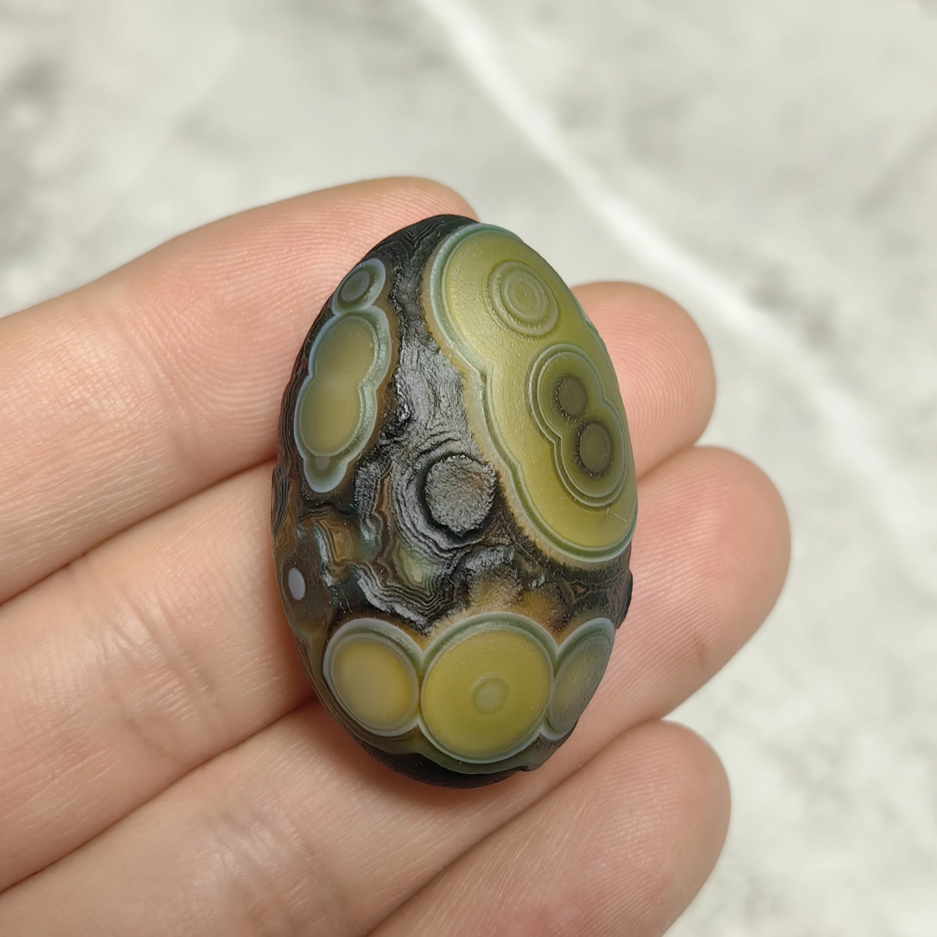 Natural Divine Eye Agate Unprocessed Haut-Relief Stone for Energy Work, DIY Jewelry Decoration Anti-Evil & Reiki Healing
