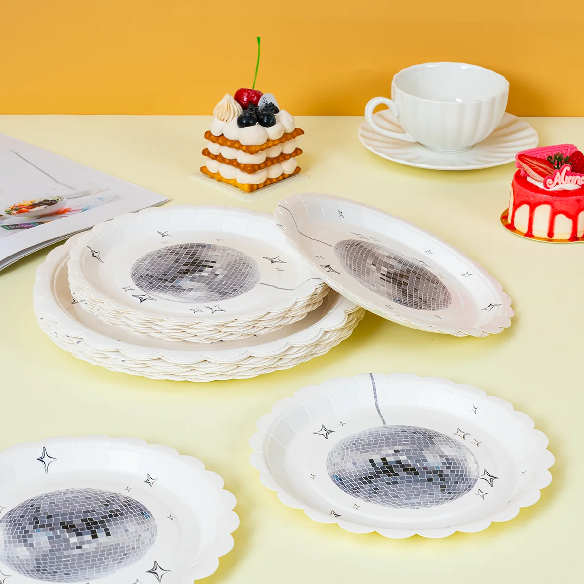 10/25/50pcs Disco Star Disposable Paper Plates Scalloped Edge for Retro Disco Night Bachelor Party Tableware image 3
