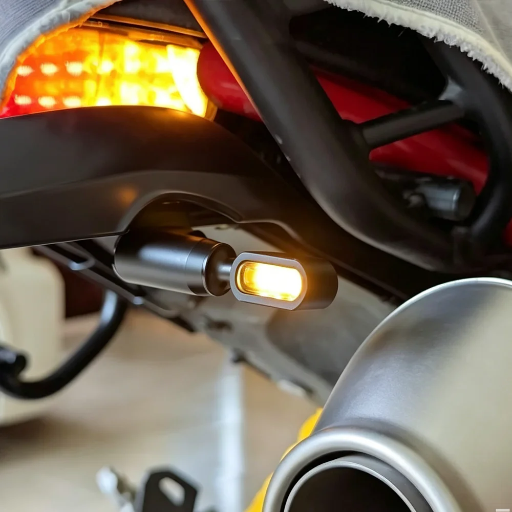 For Triumph T100 T120 STREET Twin 900 Thruxton Bobber Motorcycle Indicator Flashing Lamps Front Rear LED Turn Signals Light