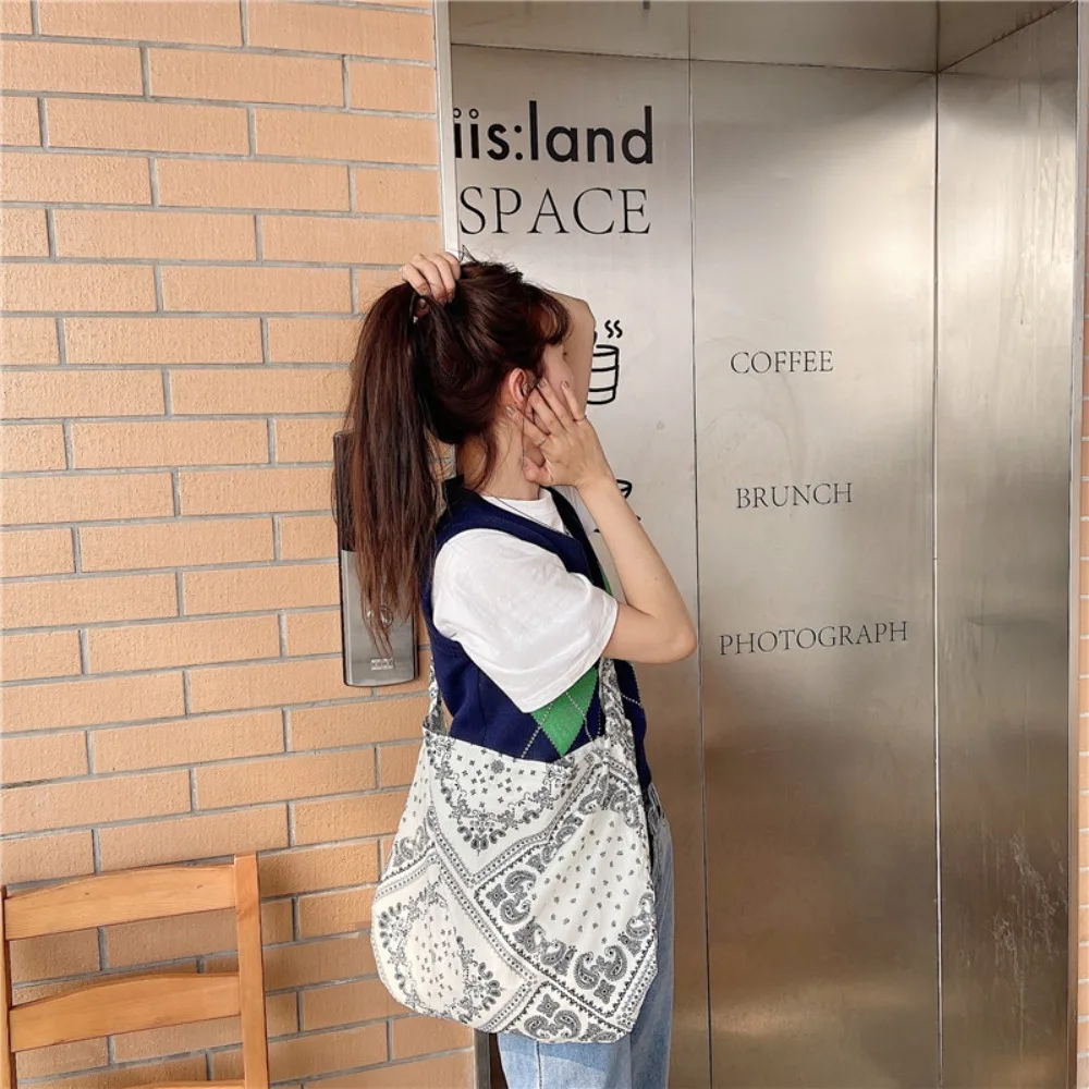 Borsa a tracolla di grande capacità in tela di stile etnico da donna di moda borsa da viaggio per il tempo libero retrò