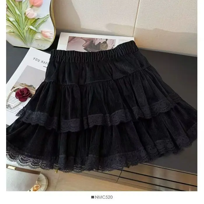 Black [lined]