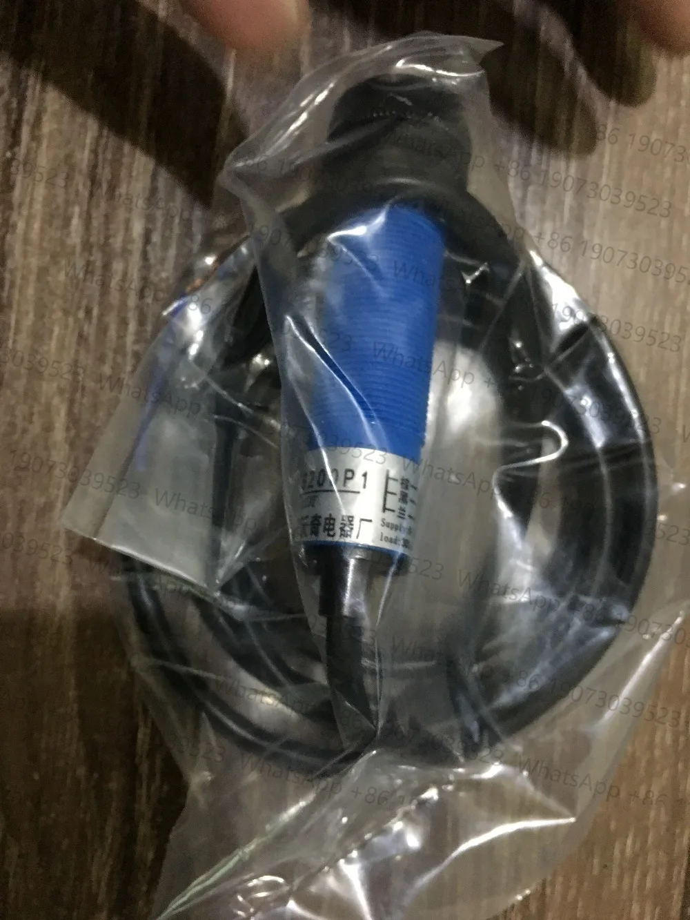 

Diffuse photoelectric switch HA-E3F-DS10B2 Infrared sensor sensor switch