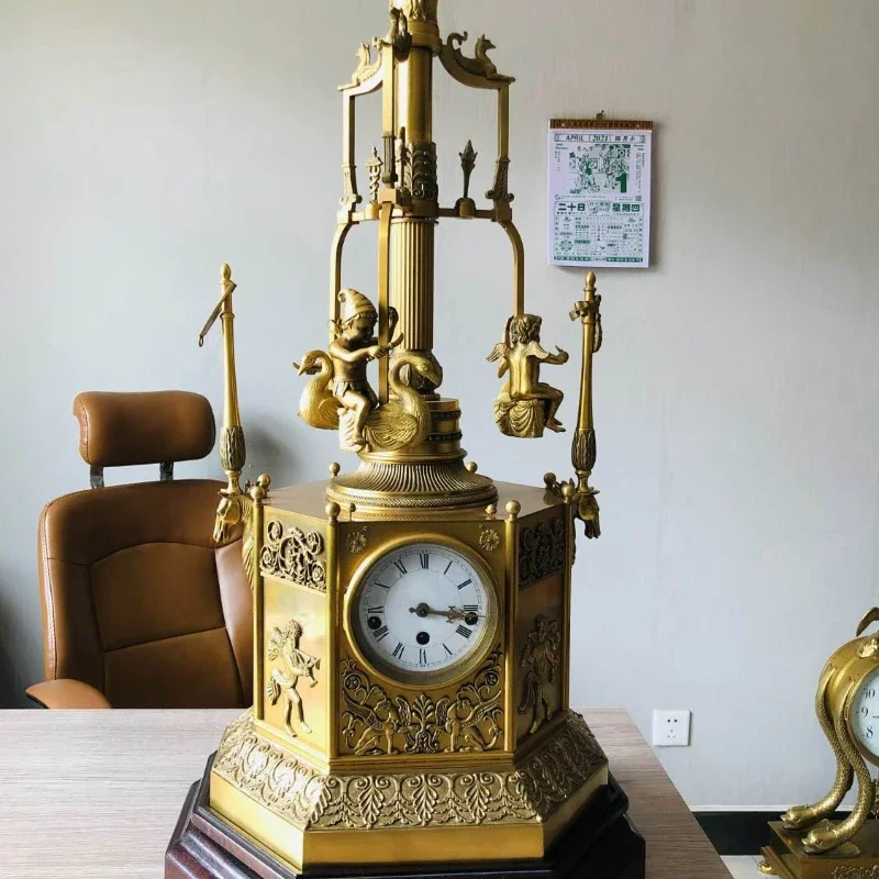 Clock machinery dynamic rotating angel classical clock