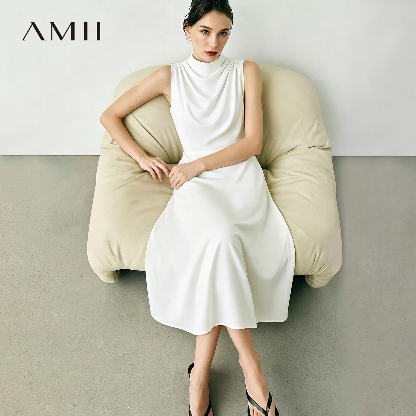 Amii Satin Damenkleid 2026 Sommer Neu Einfarbig Ärmellos Elegant Wasserfallausschnitt Lässiges A-Linien Midikleid für Damen 12642219