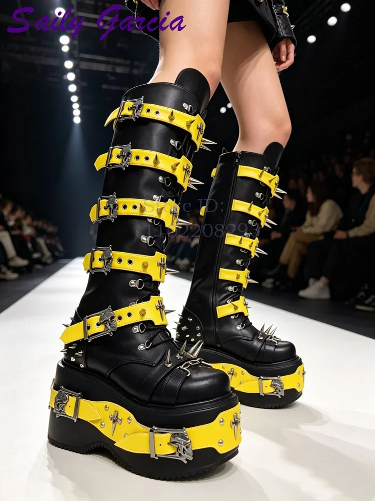 Bottes hautes punk à rivets tête de mort, bout rond, patchwork, avec sangle, plateforme, fermeture éclair latérale, style Lolita, pour femme, chaussures de soirée, été 2026