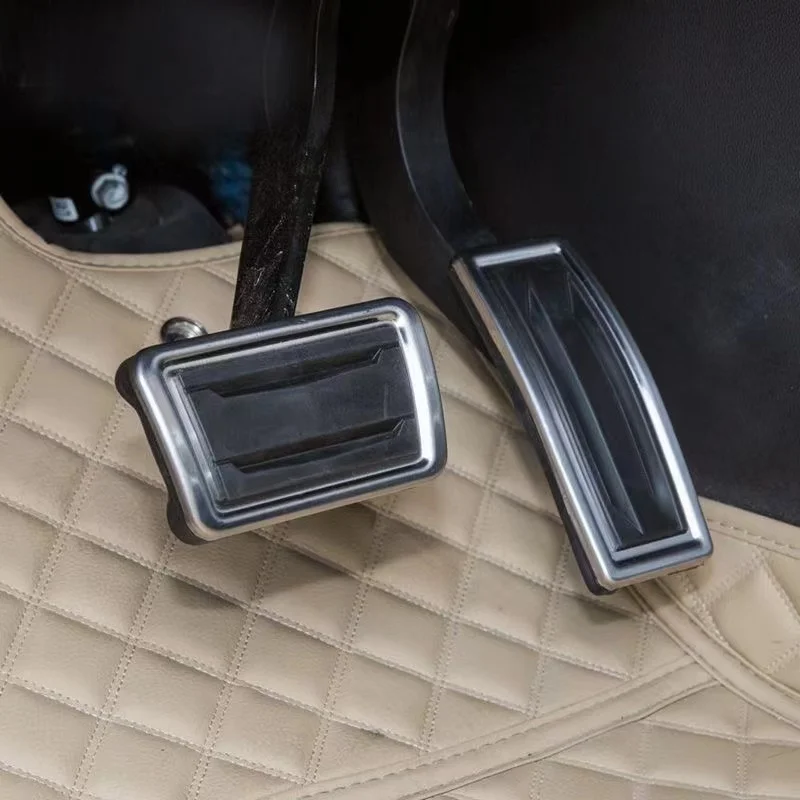 Untuk Cadillac XT5 XT4 XT6 2016-2021 Aksesori Mobil Penutup Pedal Rem Akselerator Rem Gas Pelat Hiasan Interior Lapisan Atas