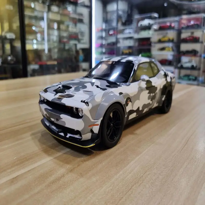 

GT Spirit 1/18 Dodge Challenger Hellcat ограниченная коллекция моделей автомобилей из смолы, игрушки