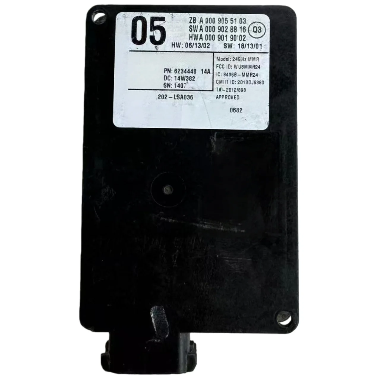 A0009055103 Distance to the radar module for blind spot detection sensor of Mercedes W212 models 14-16