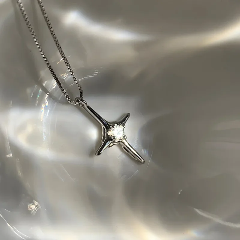 925 Sterling Silver Cross Studded Diamond Four Pointed Star Necklace For Men And Women's Vintage Clavicle Chain Party Jewelry