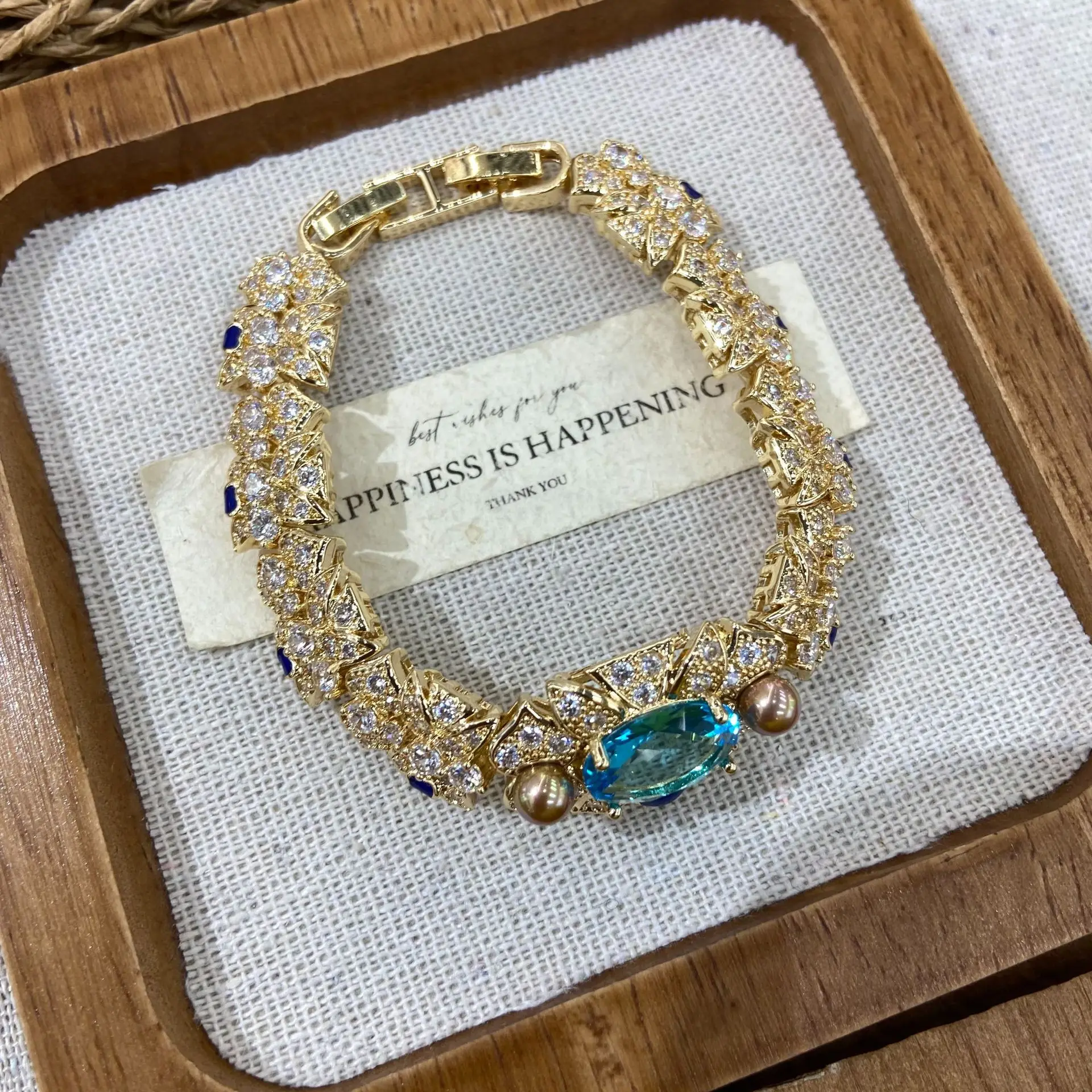 Vintage Pearl Flower Bracelet Luxury Handmade Zircon Bangle Jewelry Accessories Banquets Birthday Gifts for Women