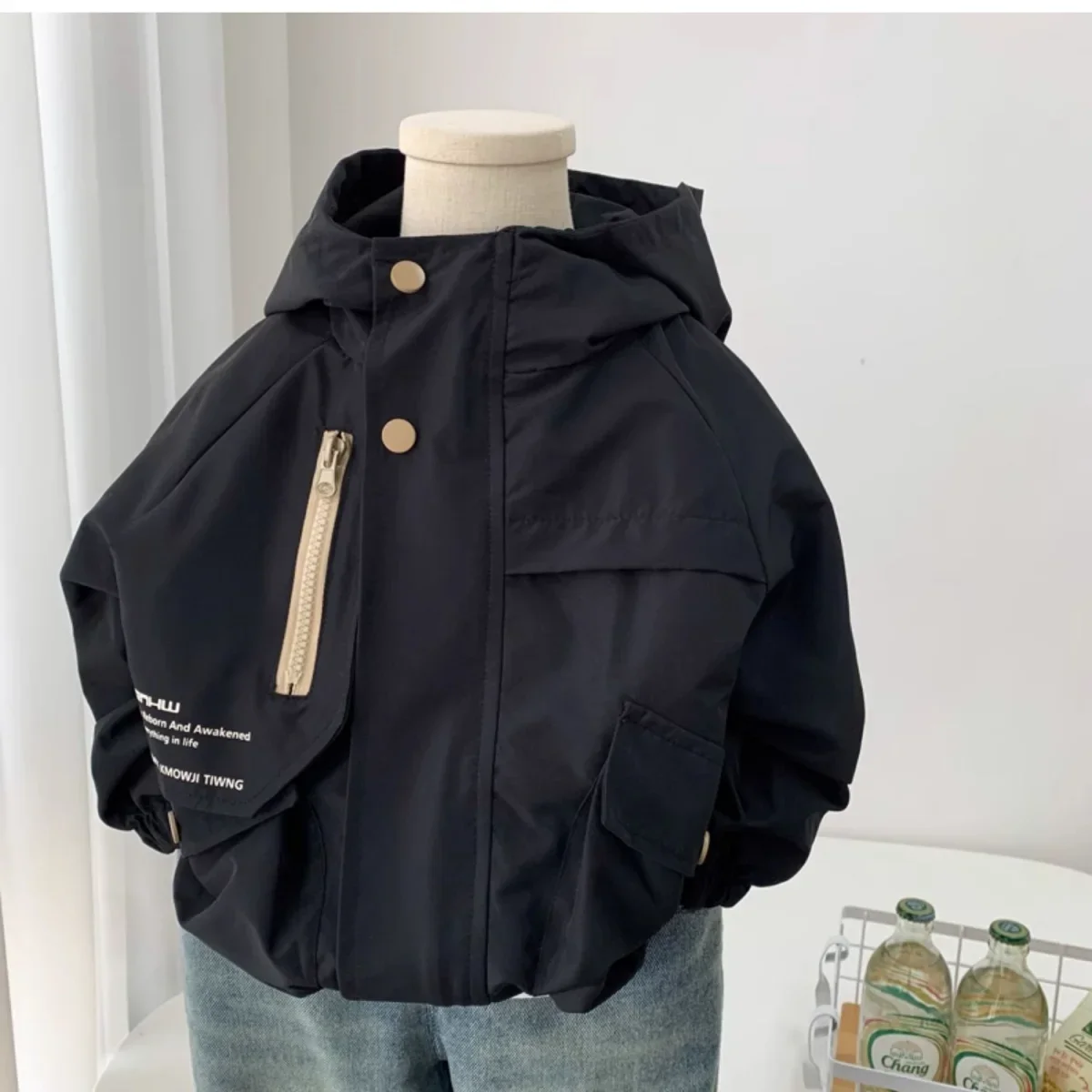 

Весенне-осеннее новое стильное детское пальто, детская красивая повседневная куртка, модная куртка с капюшоном для мальчиков-штурмовиков