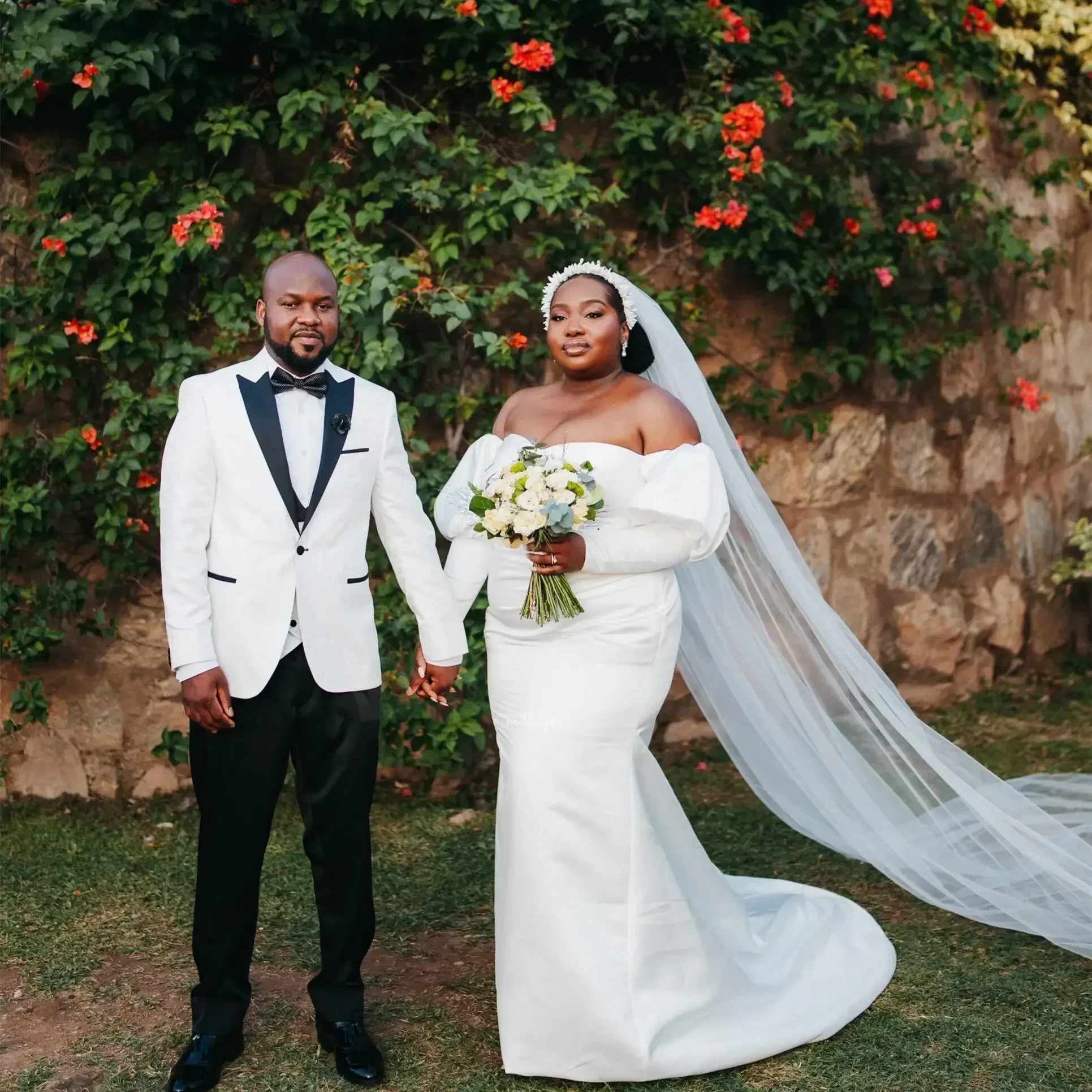 Personalizado fora do ombro vestido de casamento de cetim varredura trem vestidos de novia plus size lanterna mangas compridas vestidos de noiva