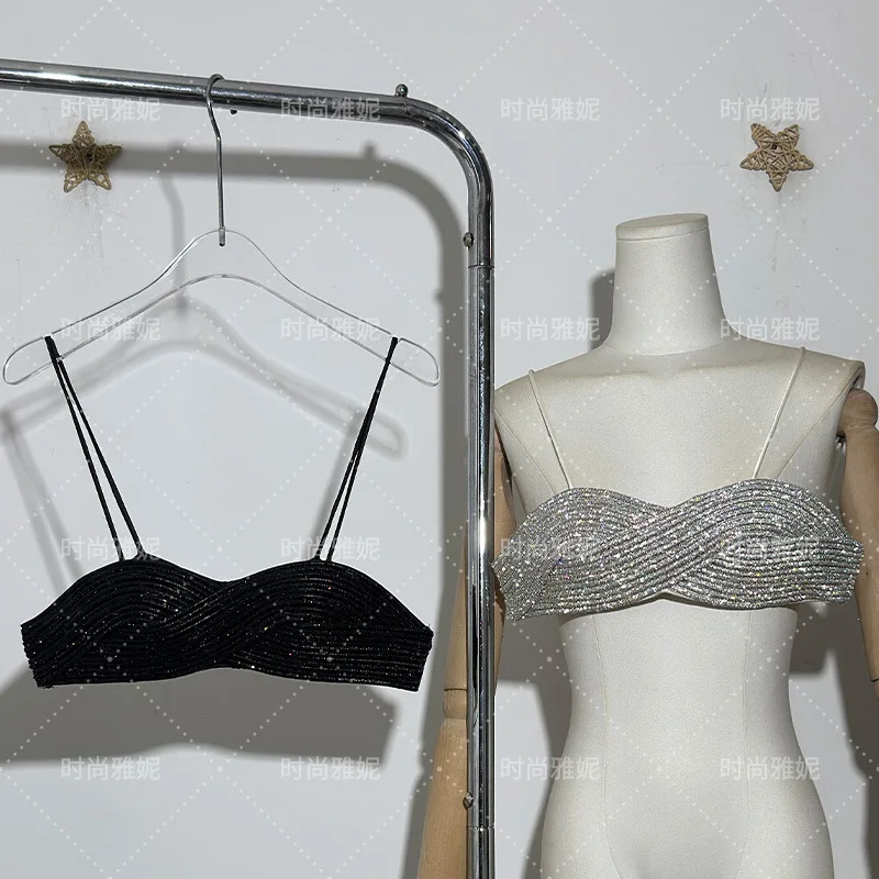 

New Versatile Internet Celebrity Trendy Tops, Bras, Camisoles, Slimming And Sexy Lingerie, Bikini Bras, Strapless Bras