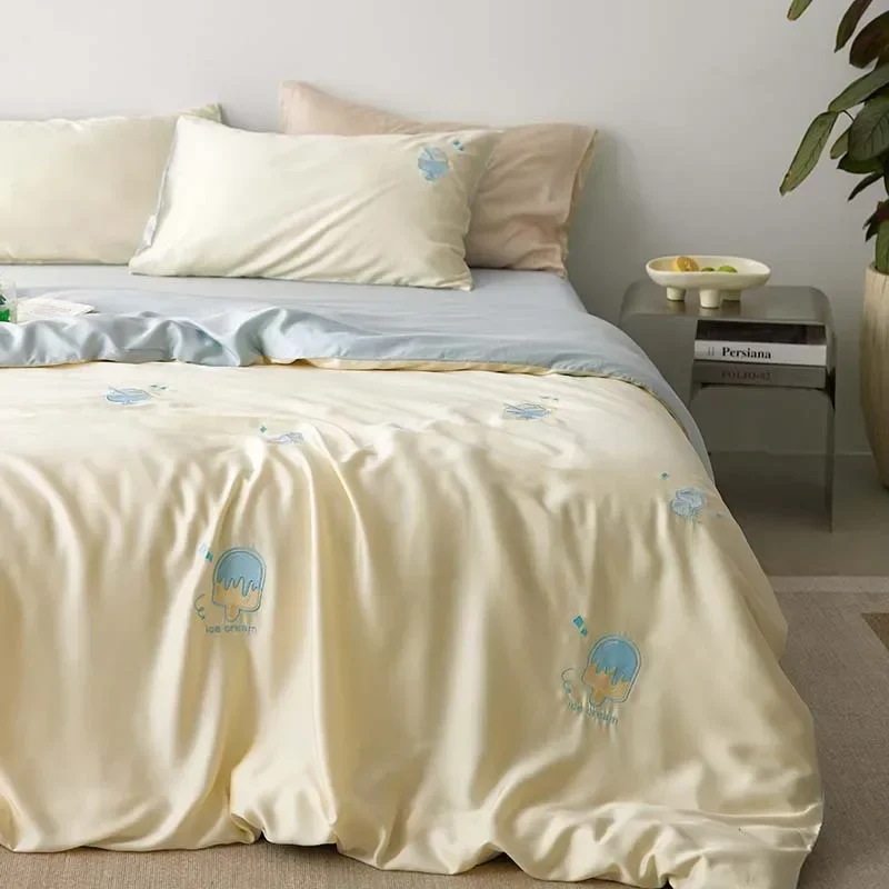 High-grade Class A 100 Lenzing Tencel four-piece set, fresh and cute embroidered silky slippery nude bed sheet quilt cover