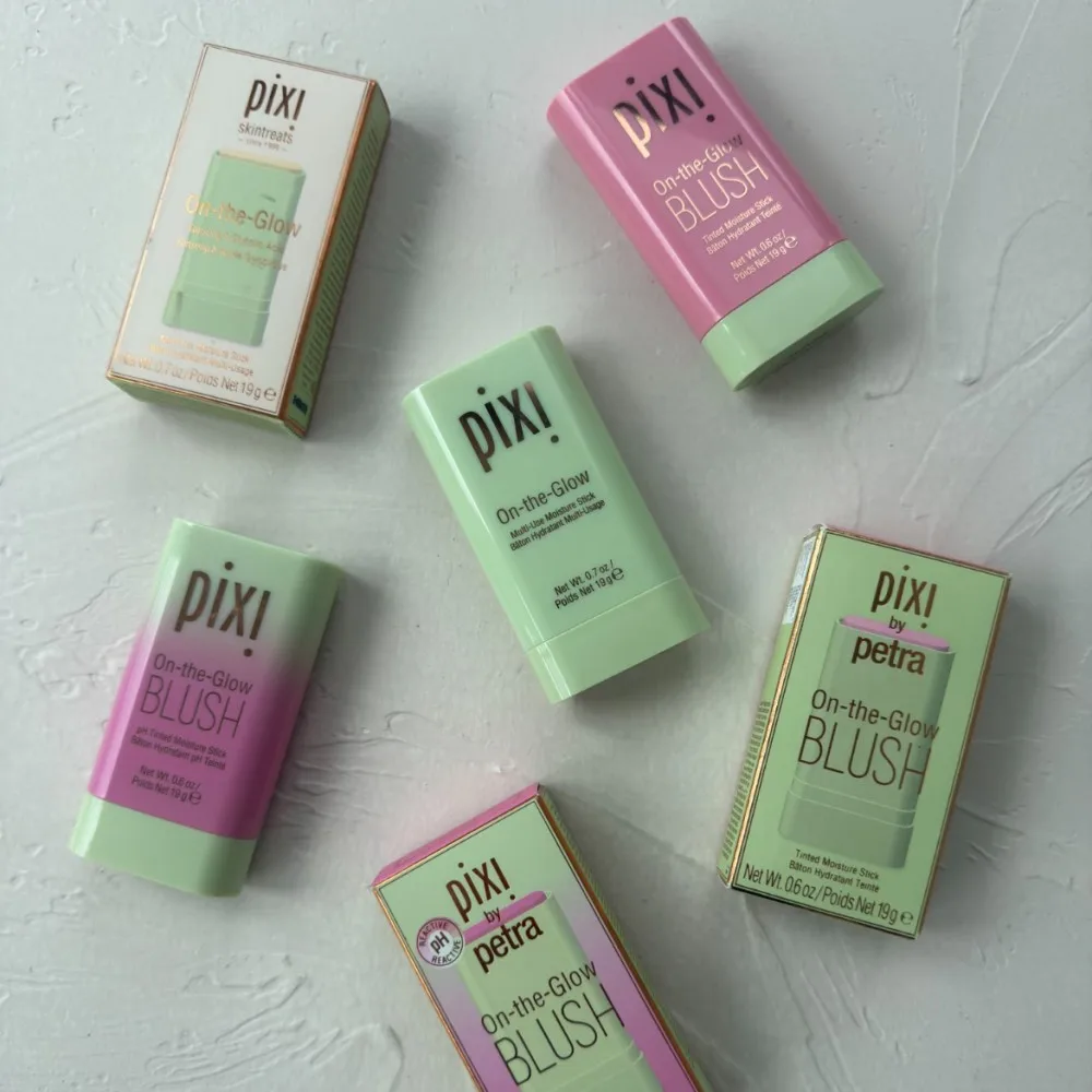 Pixi Functional Blush Stick Makijaż do twarzy Wodoodporny Łatwy w aplikacji Kremowy róż do policzków o wysokiej pigmentacji Rozjaśniający odcień skóry