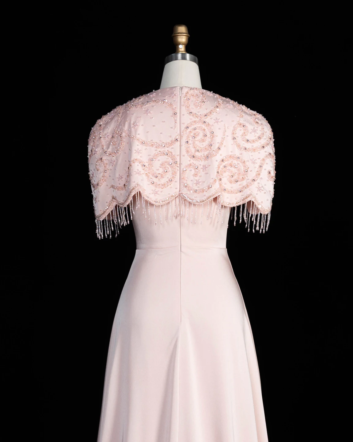 Sharon Said Abendkleid, elegantes A-Linien-Modell, Rundhalsausschnitt, Perlen, Quasten, Dubai, formelle Party, Hochzeitsgastkleid, SS614, nach Maß – Detail 7