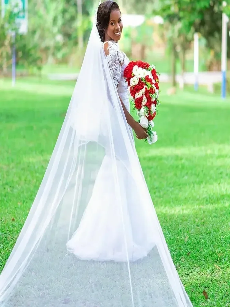 Maßgeschneiderte klassische High Neck Applikationen Perlen Brautkleider Sweep Zug 3/4 volle Ärmel Garten Vintage Meerjungfrau Brautkleider