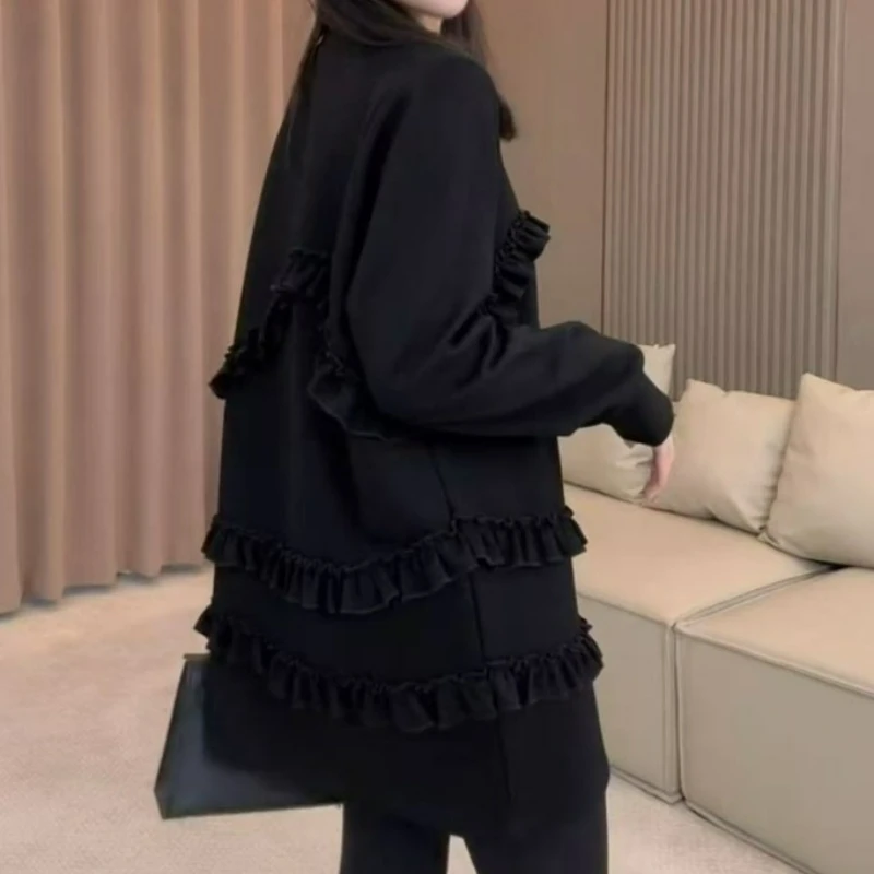 نمط جديد لخريف وشتاء 2026 فستان بقلنسوة للنساء فستان تي شيرت عصري فضفاض متوسط الطول مكشكش على شكل حرف a #3