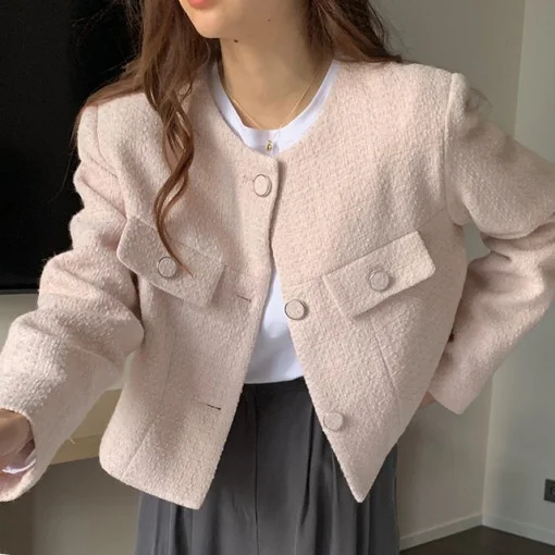 Korean Style round Neck Short Outerwear Top Fashionable Tweed Material Warm Long Sleeve Ladies Coat Button Closure Pure Color