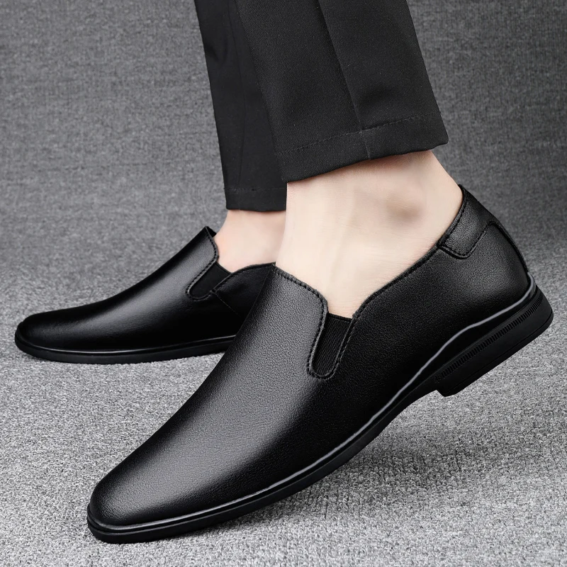 Genuine Leather Men Casual Shoes Luxury Brand Shoes Breathable Slip on Lazy Driving Shoes High-end offce fashion shoes