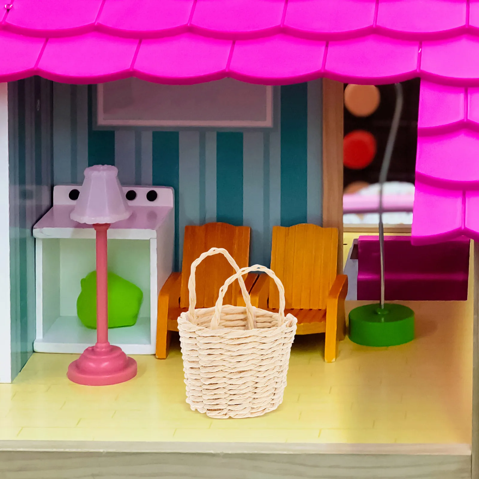 

2 шт. миниатюрные плетеные корзины из рафии с ручками, маленькие корзинки для хранения, декоративные миниатюрные держатели, аксессуары для кукольного домика, сказочный сад