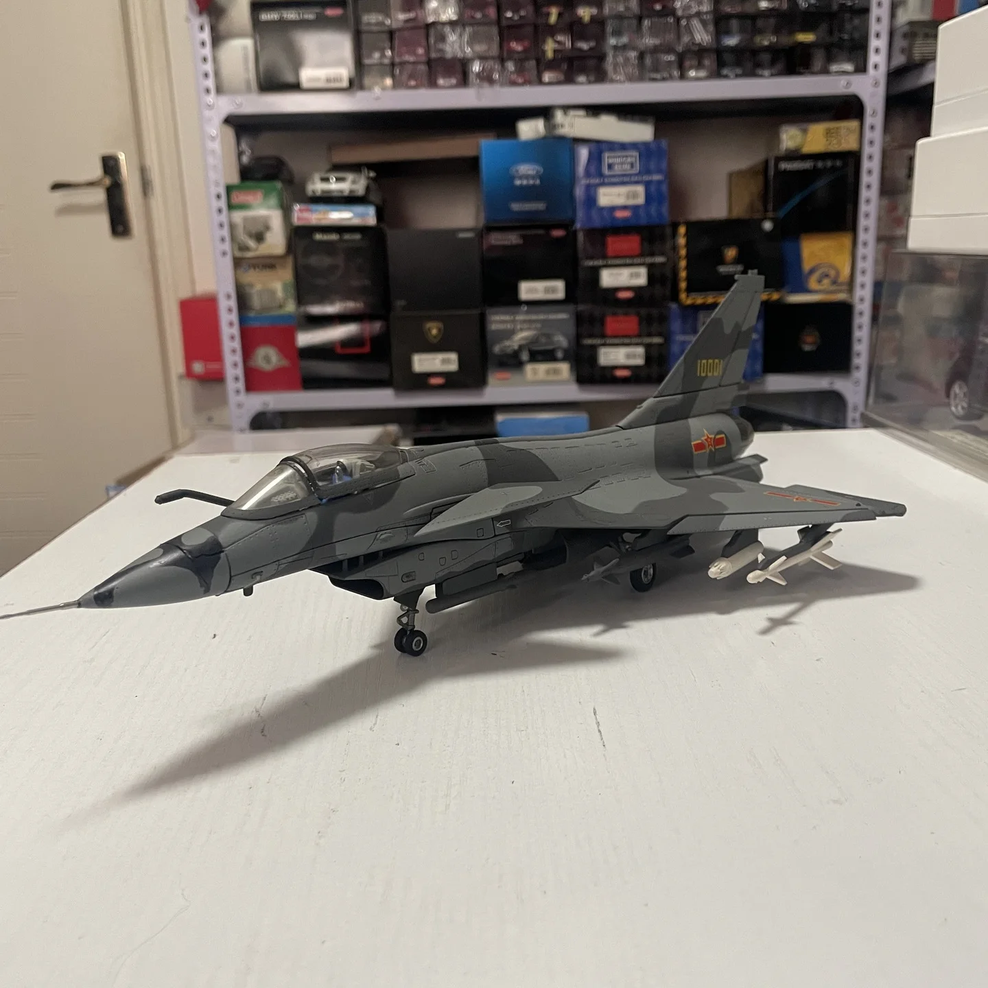 

1:48 Chinese Vigorous Dragon J-10 Fighter Model Diecast Alloy Classics Nostalgia Toys Souvenir Gifts Collection Static Display