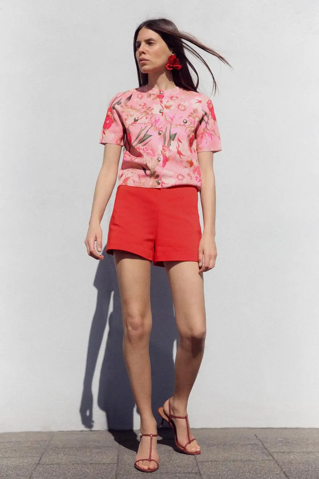 Neue Sommer 2025 Damen Modische Blumenmuster Strickjacke Oberbekleidung Locker Sitzend Rundhals Polyesterfaser Mantel