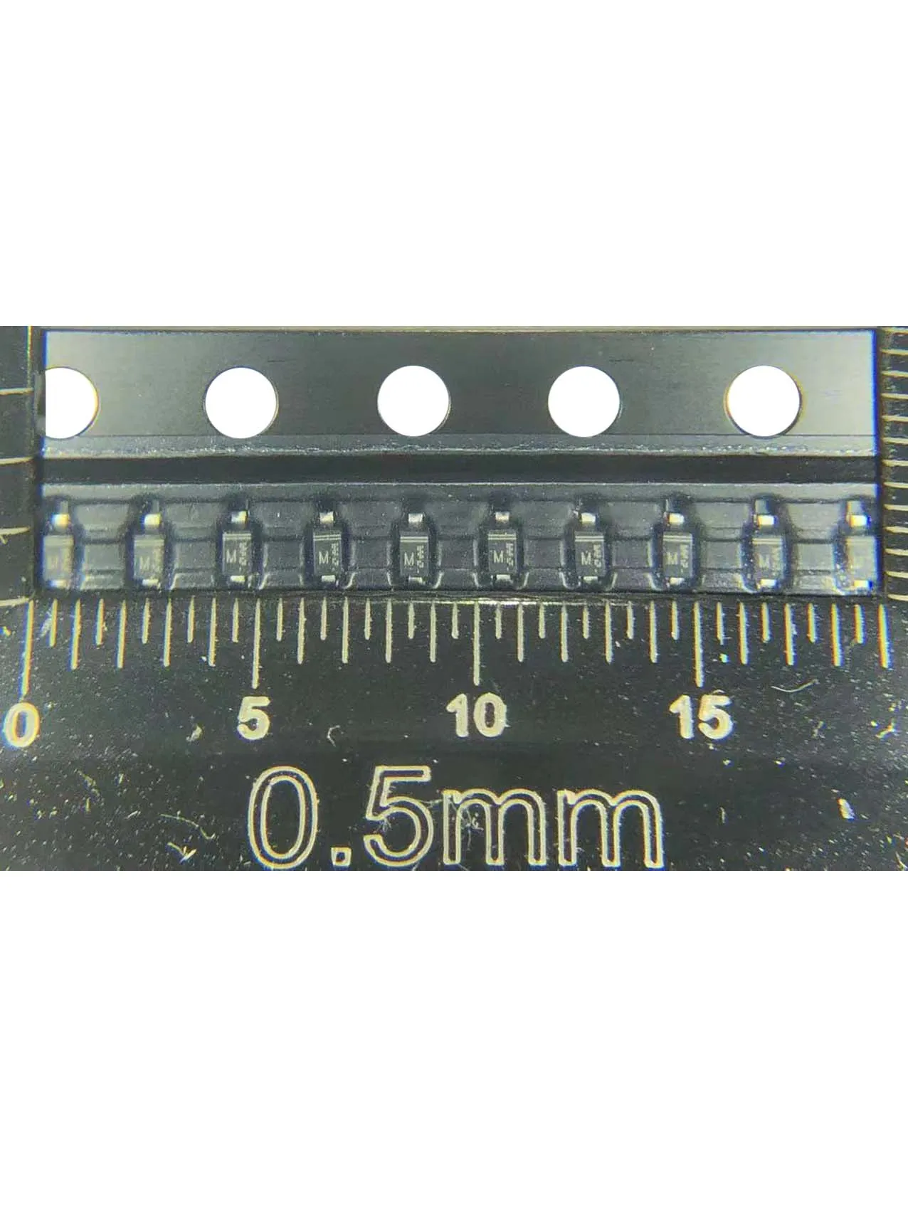  50pcs/LOT RB530SM-30T2R DIODE SCHOTTKY 30V 200MA EMD2