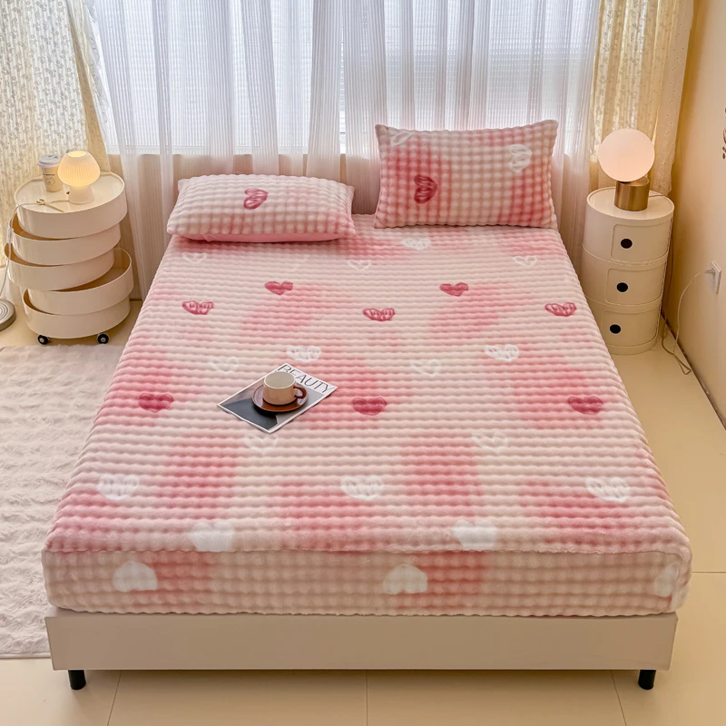 Pink Love Heart Flannel Fitted Sheet Romantic Heart Shape Bedding Set Warm Plush Bed Sheet Set Girly Bedroom Deep Pocket Sheet