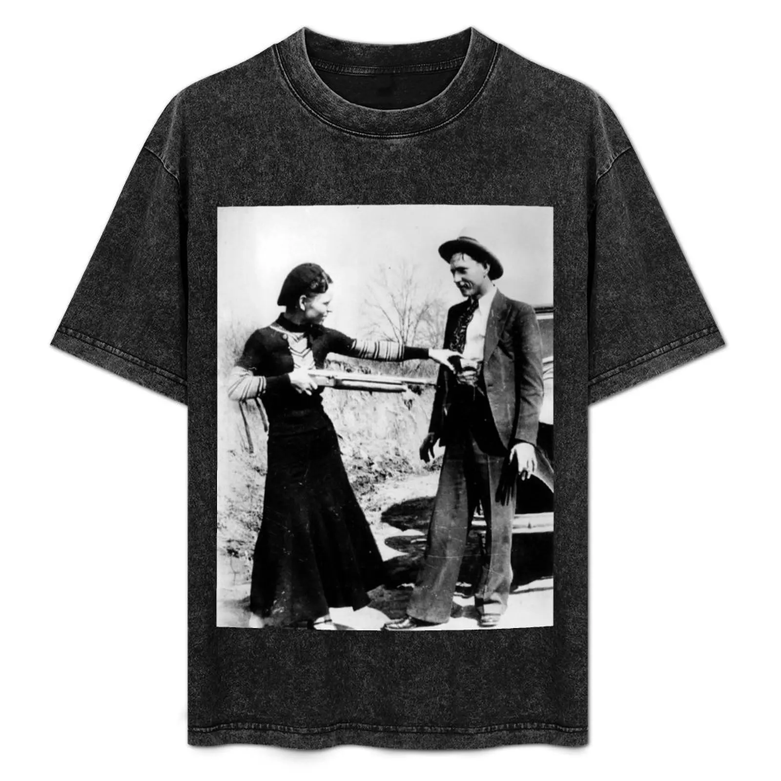 

Bonnie & Clyde With Rifle T-Shirt Quick Dry Travel T-Shirt