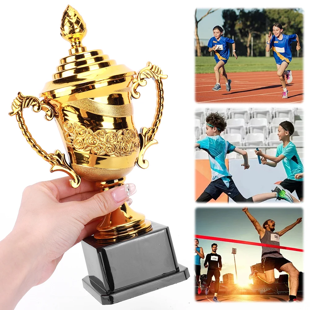 

Золотой пластиковый трофей Золотой трофей с крышкой Трофей для спортивных соревнований Трофей с узором розы Нагородный трофей для гонок на соревнованиях