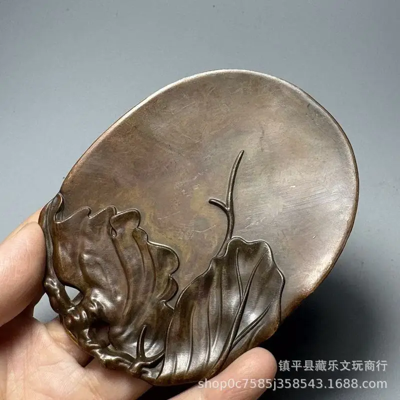 Miscellaneous items: leaf-shaped inkstone, brush washer, ashtray, ink dish, small plate, home crafts, office decorations