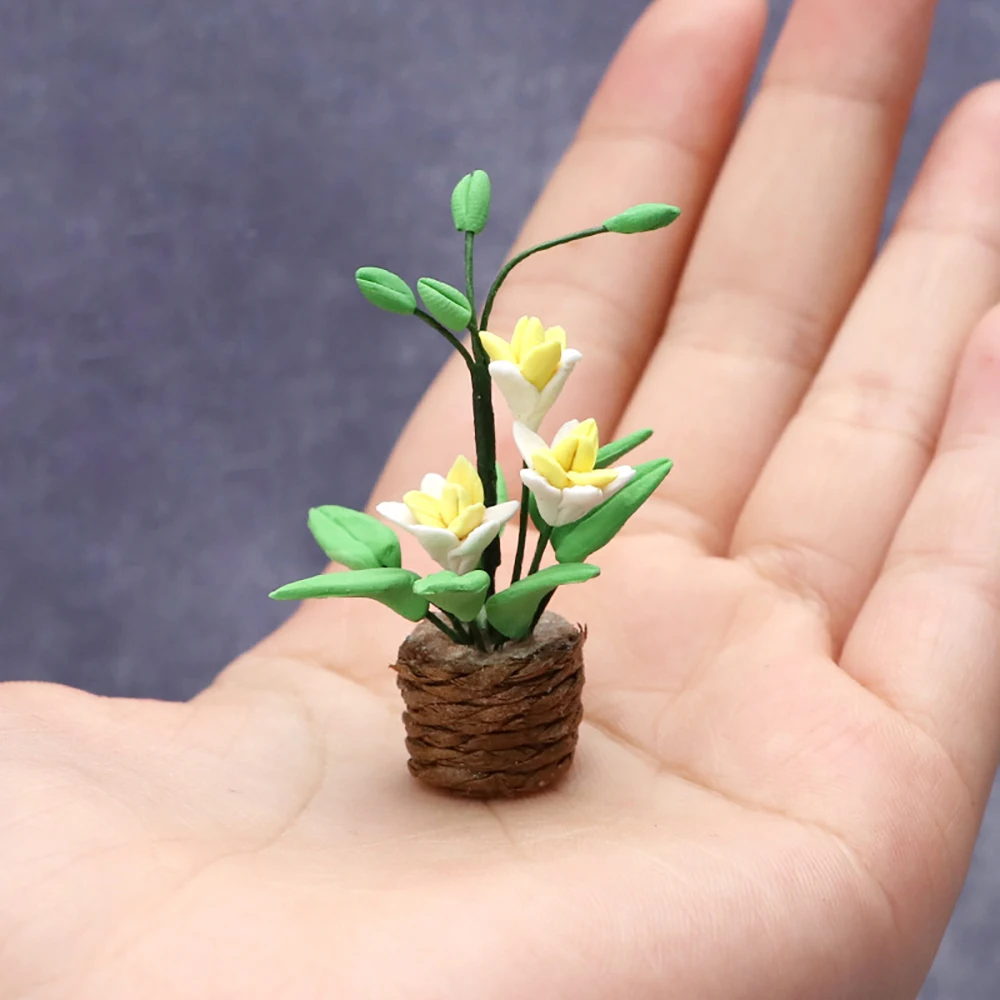 1/12 Dollhouse Miniature สีเหลือง Potted พืช Mini Orchid Garden ดอกไม้ของเล่นสําหรับตุ๊กตาอุปกรณ์ House ตกแต่ง ob11 bjd