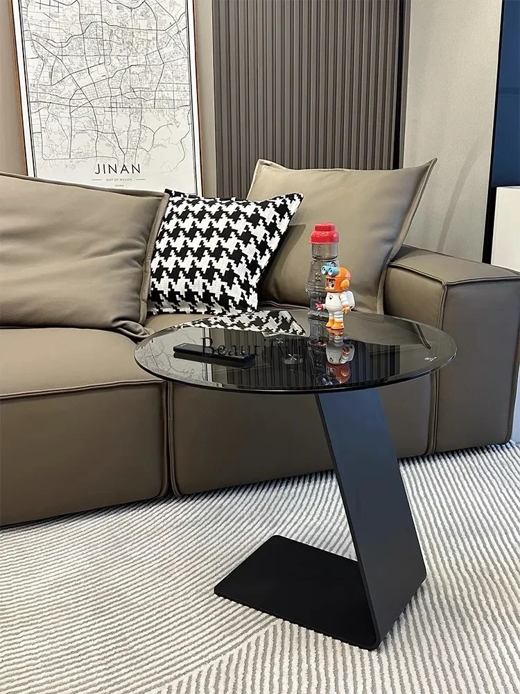 

pg45Stainless steel glass tea table by the Italian sofa