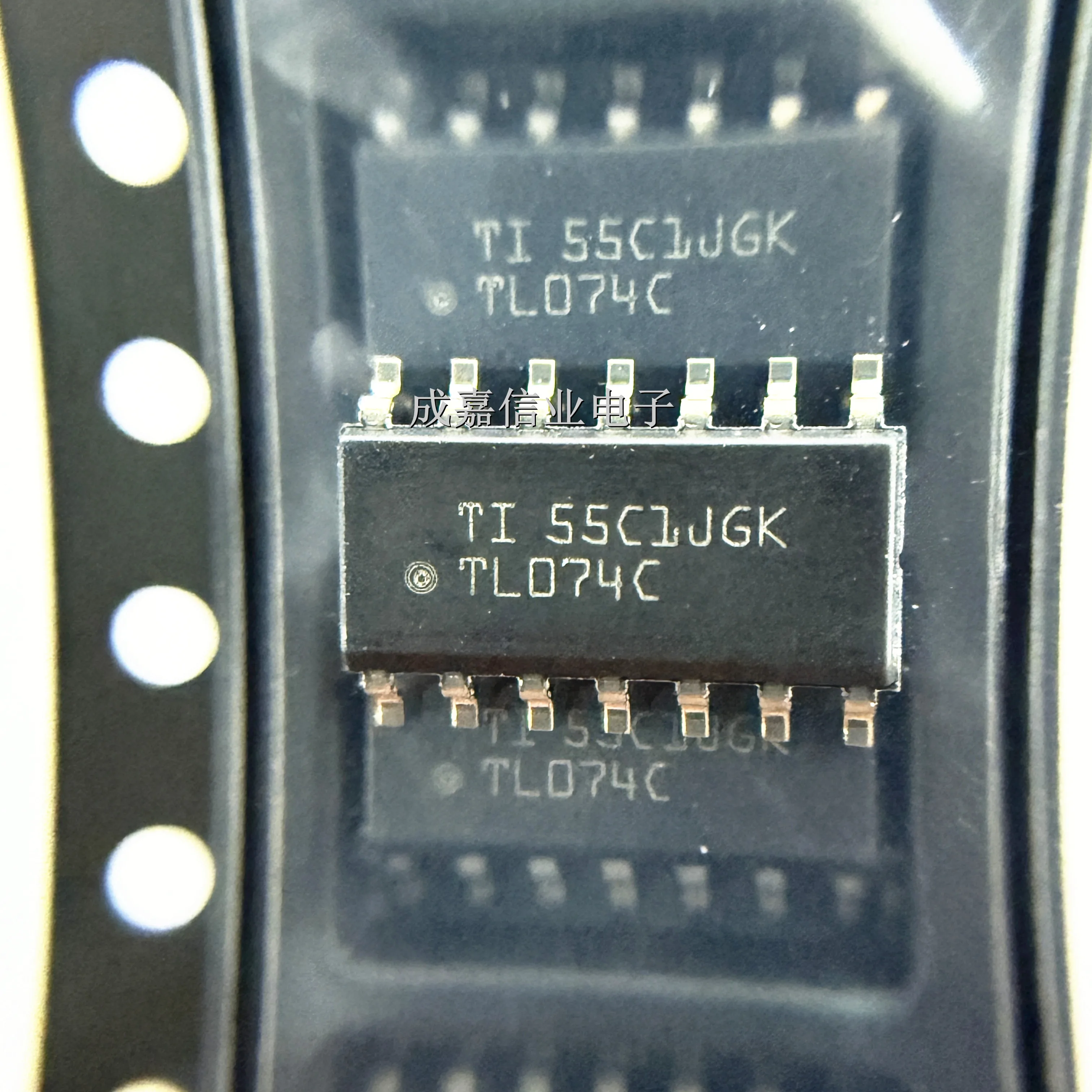 

10pcs/Lot TL074CDR SOP-14 TL074C Operational Amplifiers - Op Amps 4 Channel 3MHz Operating Temperature:- 40 C-+ 85 C