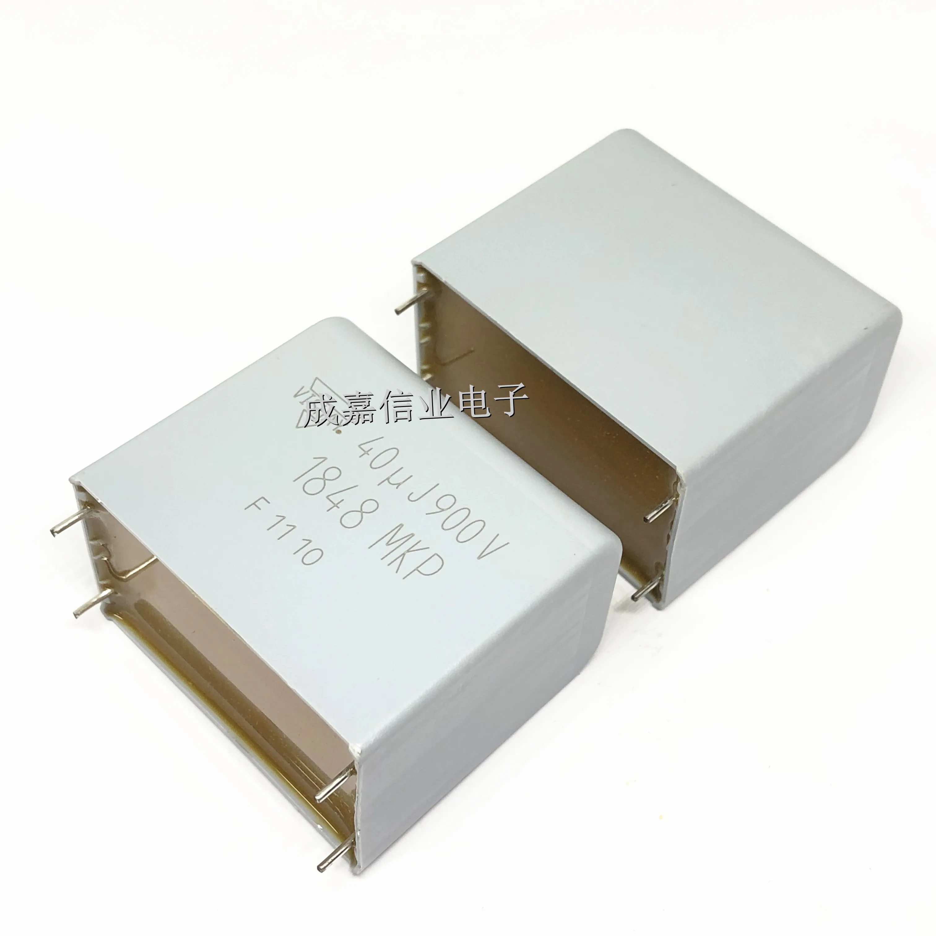 1pcs/Lot MKP1848640094Y5 Film Capacitors 40uF 900VDC 5% 4Pin 5mOhms Operating Temperature:- 40 C-+ 105 C