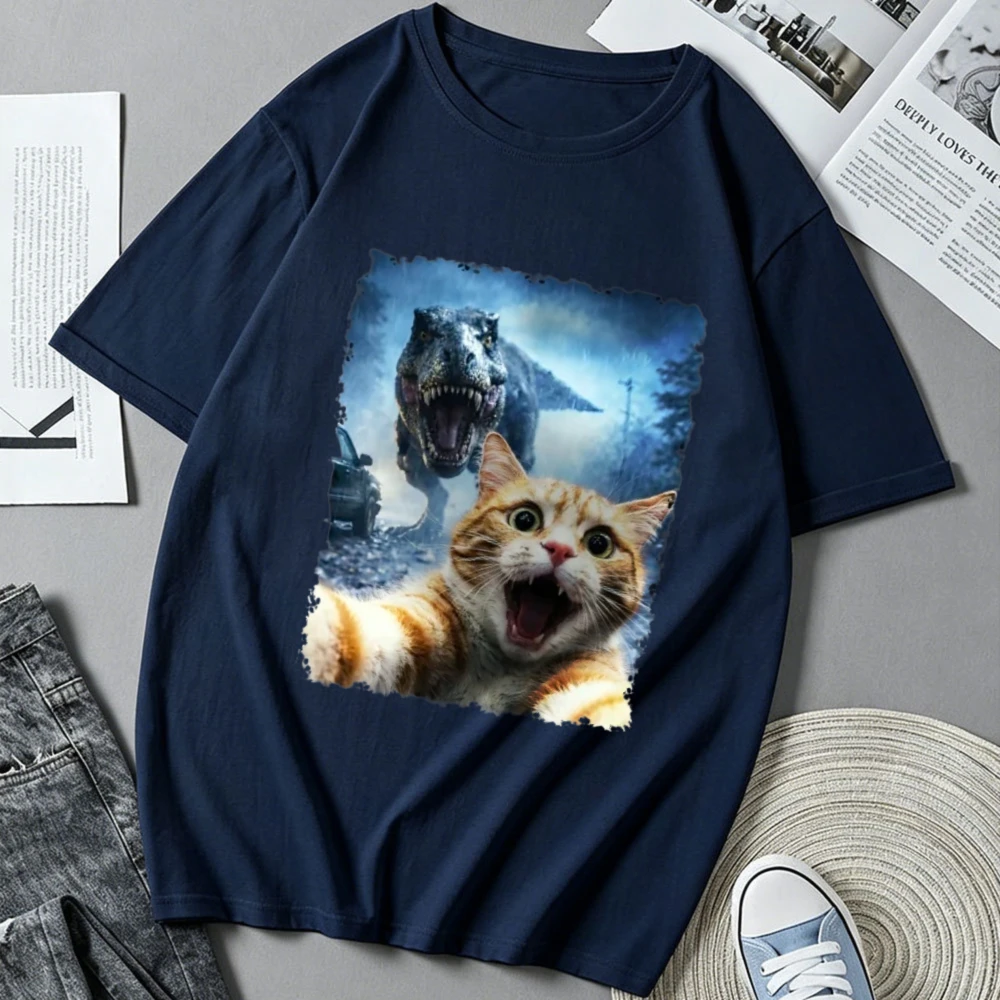 This Funny Cat Selfie with Dinosaur T Shirt Men Women Surprised Orange Cat T-Rex Background Graphic Tee Casual Short Sleeve Tops