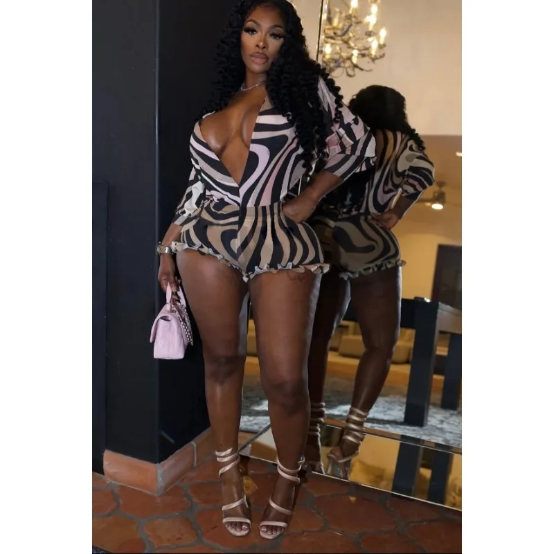 Fitness Vrouwen 2-delige set Gestreepte bedrukte sweatshirts met lange mouwen Skinny Biker Shorts Bijpassende set 2025 Zomer Sexy Party Outfit