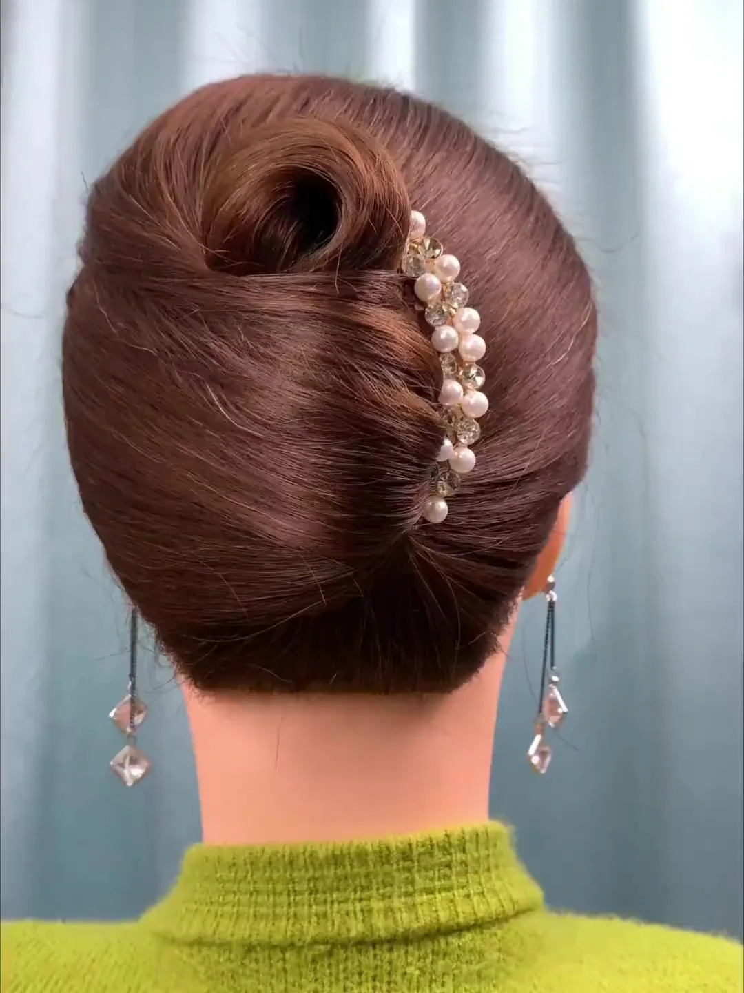 pente-de-cabelo-de-metal-com-perolas-presilha-de-cabelo-feminina-com-design-sofisticado-para-coque-traseiro-ferramenta-de-penteado-para-pessoas-preguicosas-novo-modelo-de-presilha-de-cabelo